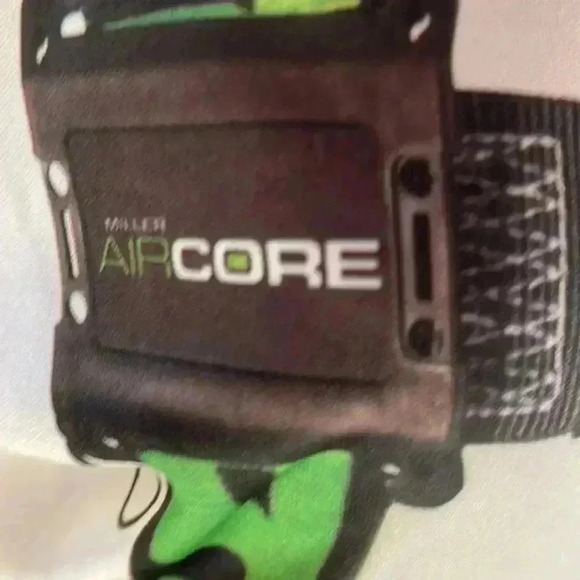 Men’s extra-large Miller 100% polyester T-shirt - Picture 5 of 8